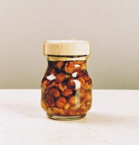 Orehi in lešniki v medu